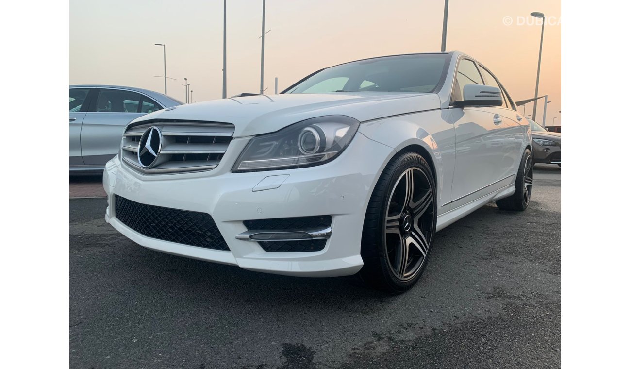 Mercedes-Benz C 300 Mercedes C300_2014_Excellent_Condithion _Full opshin