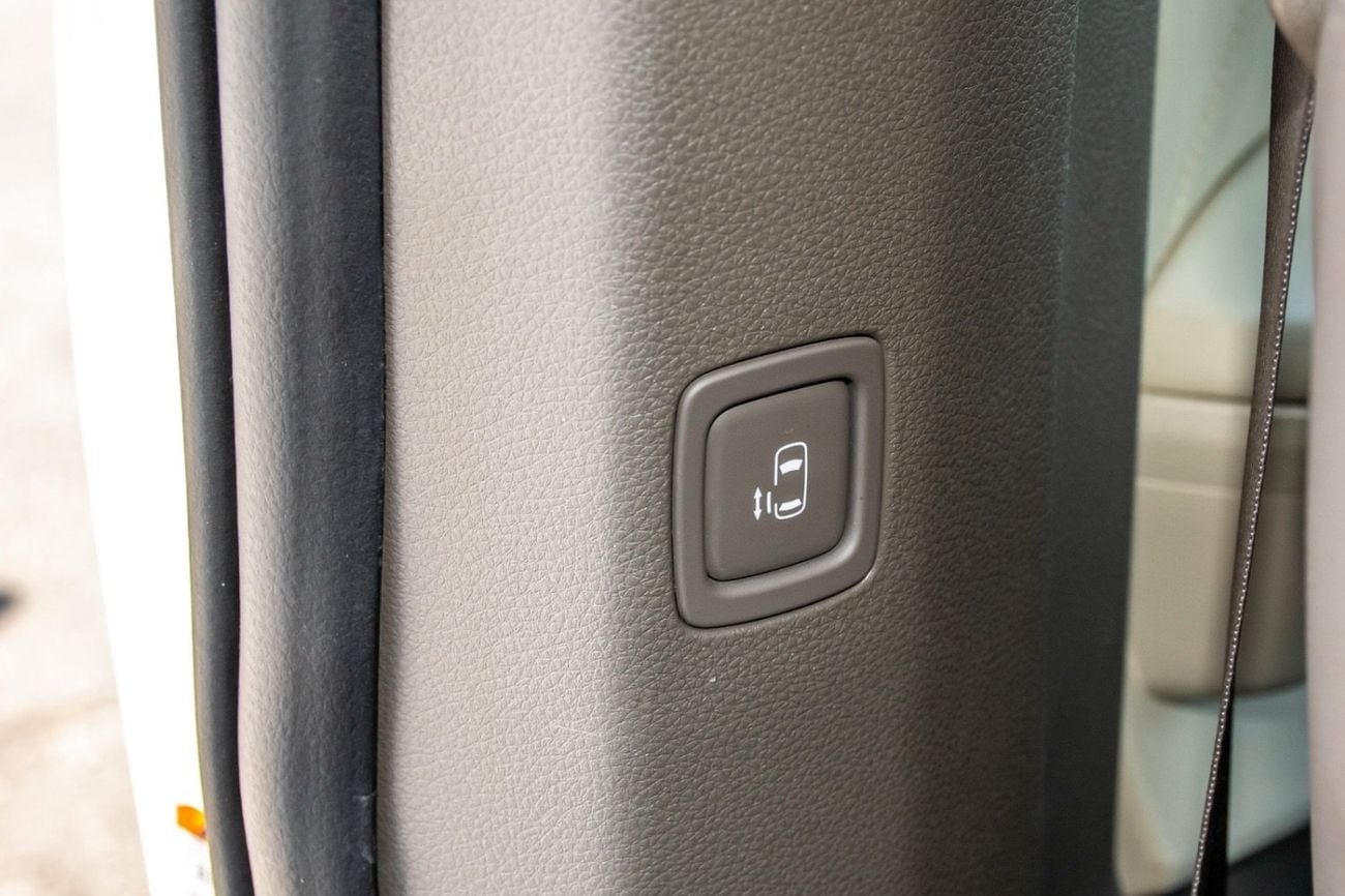 Kia Carnival GLS TOP
