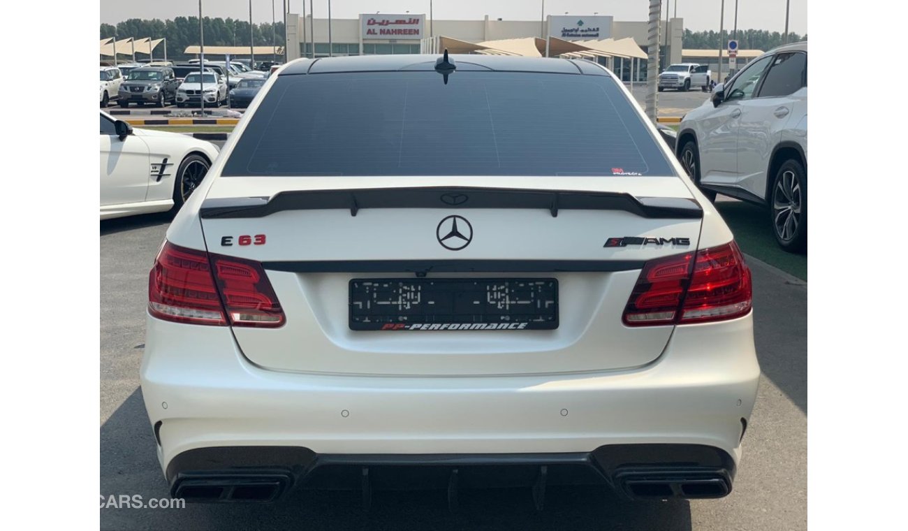 Mercedes-Benz E 63 AMG