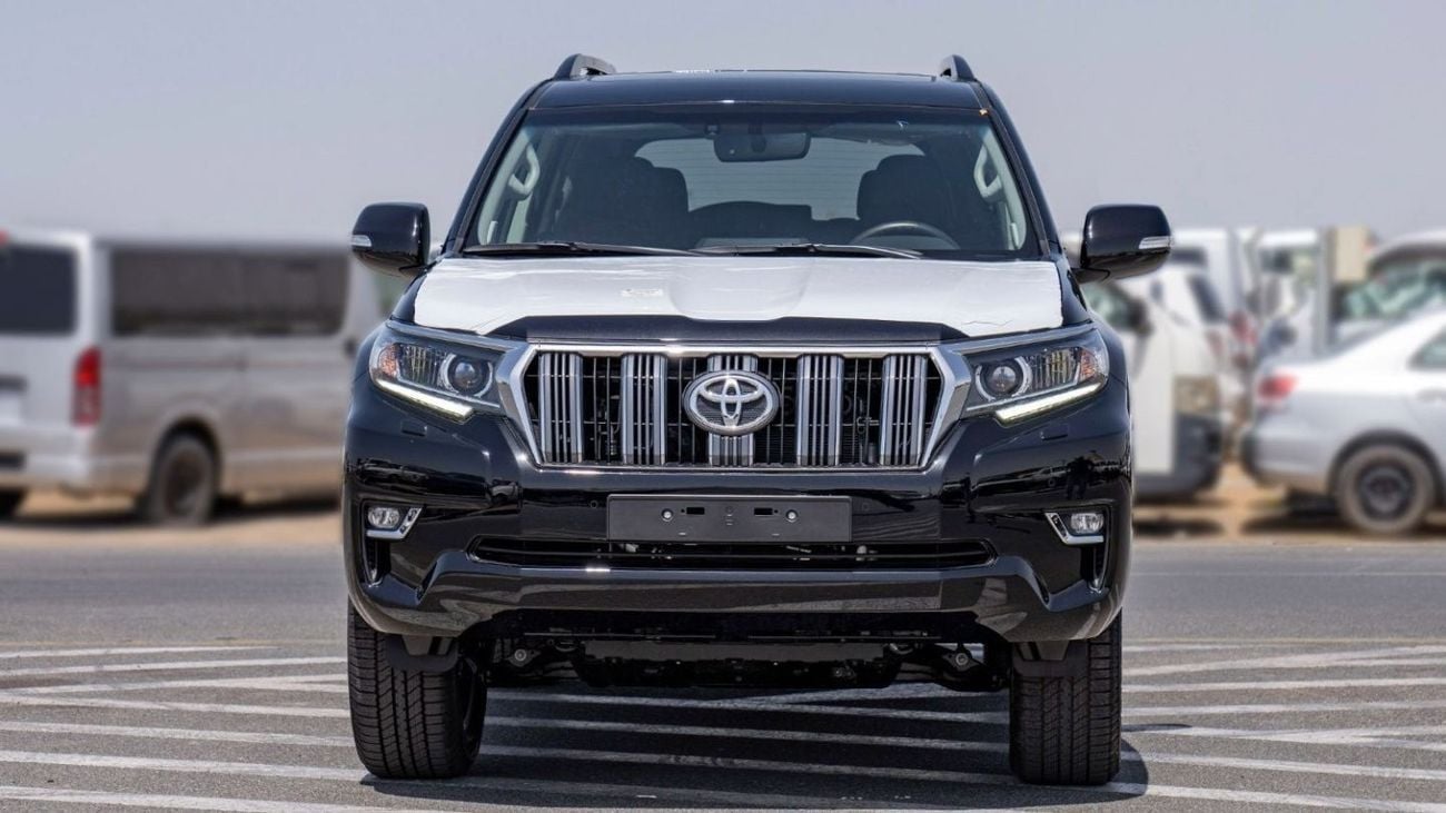 تويوتا برادو TOYOTA PRADO VX 2.8D AT TIRE BACK MY2023