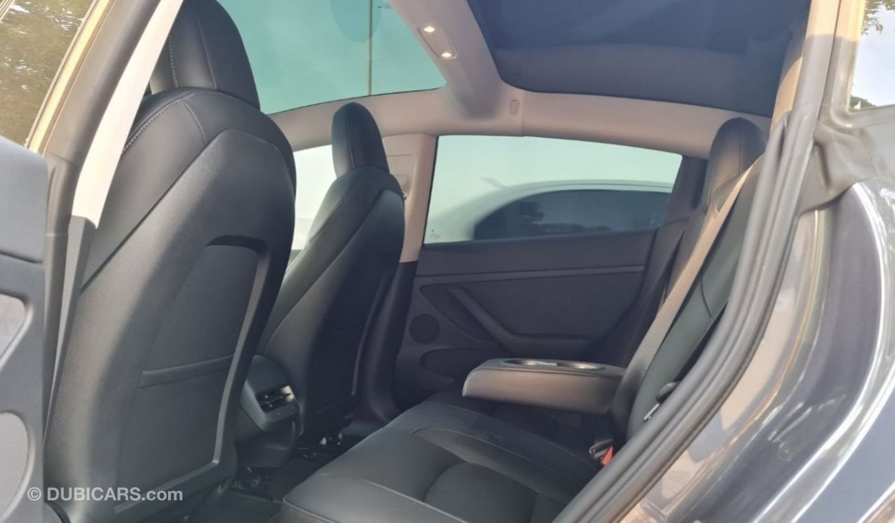 Tesla Model 3 Long Range 2022 Agency Warranty Full Service History GCC