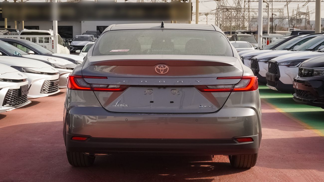 تويوتا كامري Lumiere 2.5L HEV