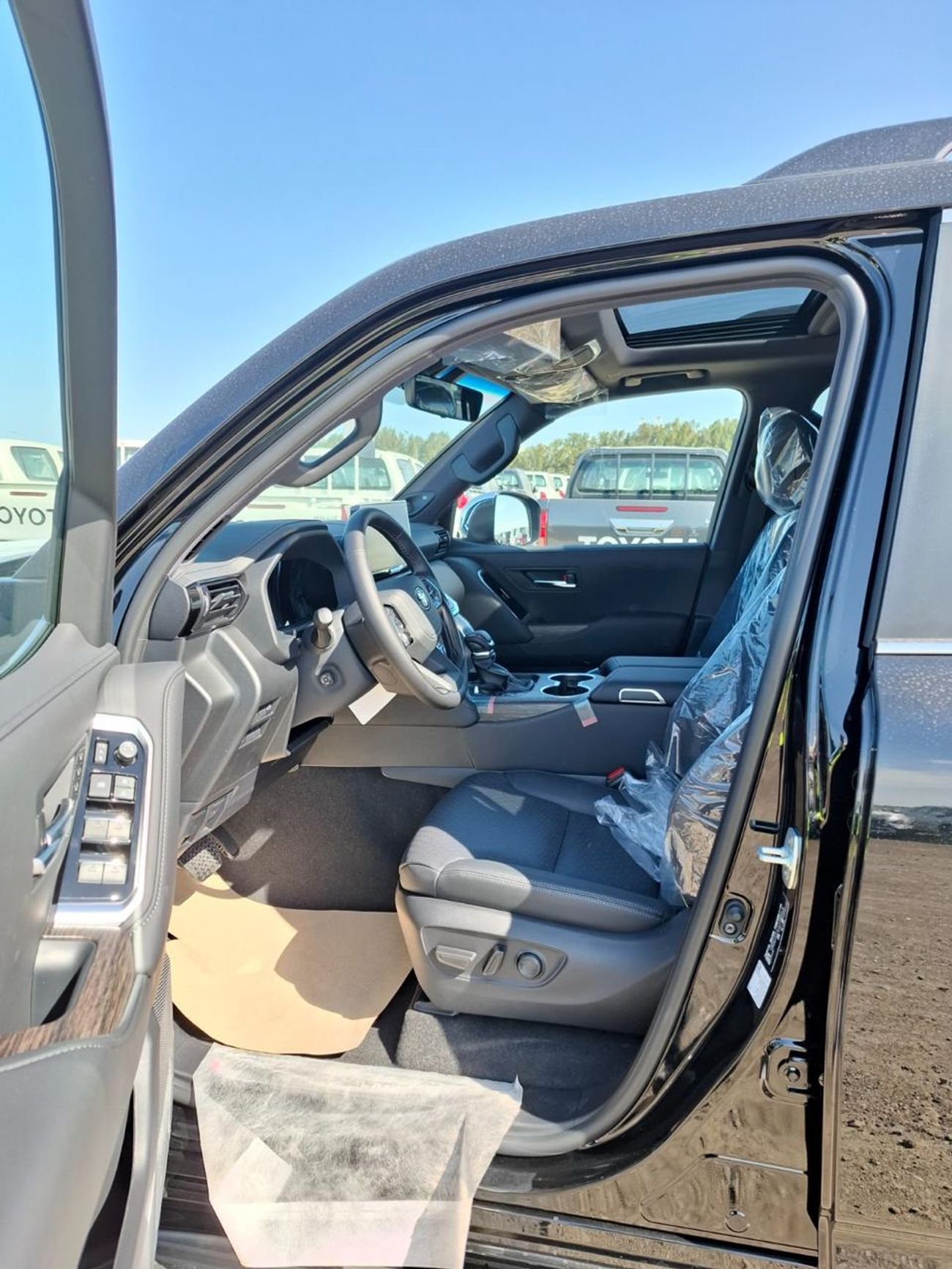 Toyota Land Cruiser VXR 3.5L