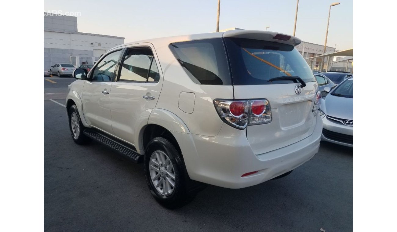 Toyota Fortuner 2012 GCC without accident   Very clean inside and out Pedestrian 105000 k.m AED 46,0