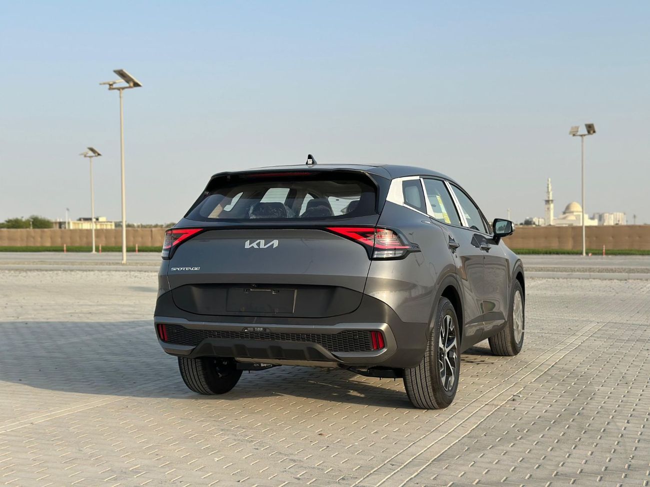 كيا سبورتيج EX 1.6L