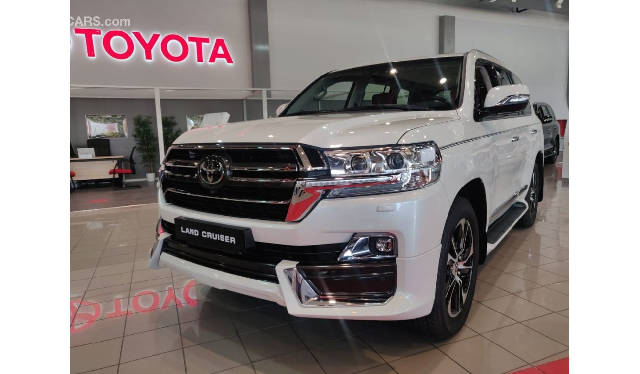 Toyota Land Cruiser 5.7L Petrol VXR with MBS Autobiography Luxury VIP seat and Roof lighting(For local sale with warrant