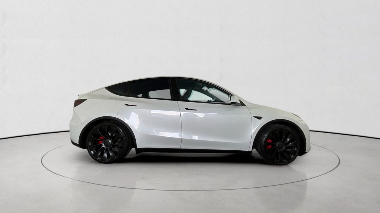 تسلا موديل Y Performance (Dual Motor) | شامل الضمان | 0 ﺪﻔﻋﺓ ﺃﻮﻟﻯ