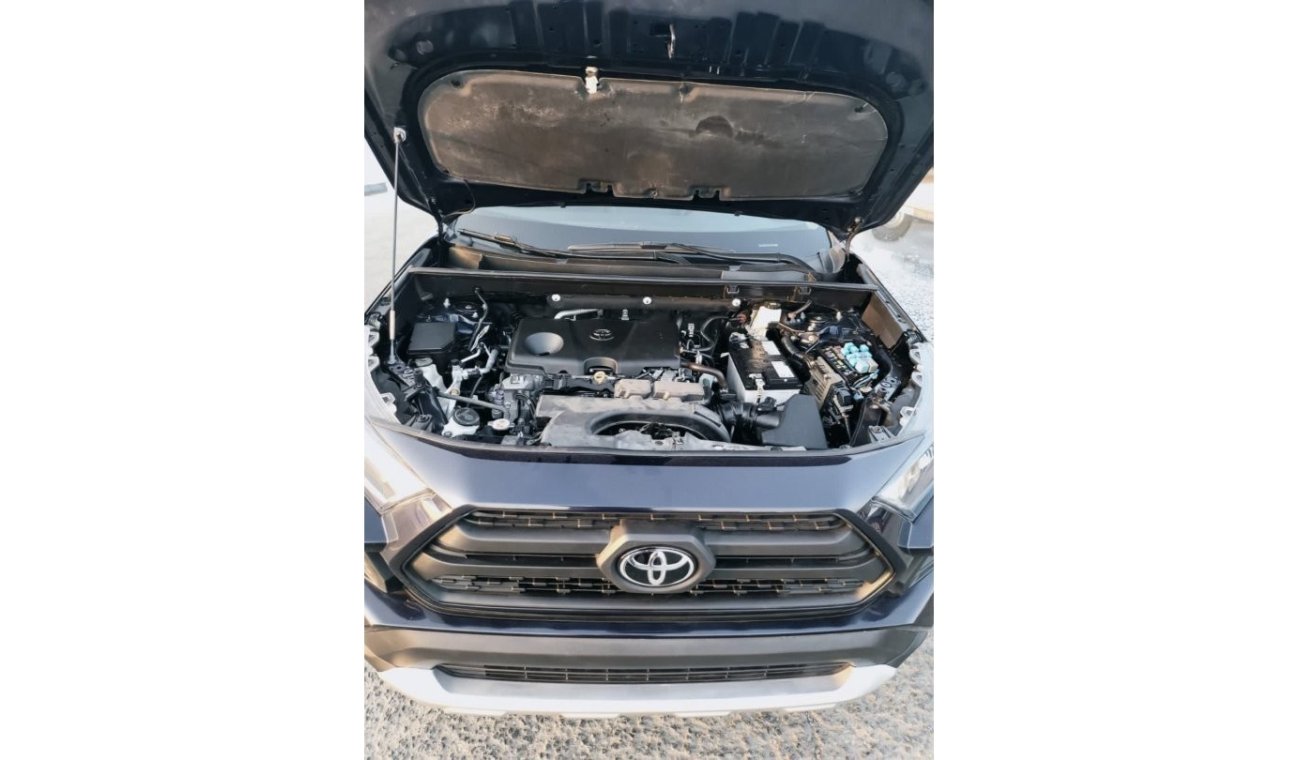 Toyota RAV4 TOYOTA RAV4 FULL OPTION XLE 2021 65000 AED