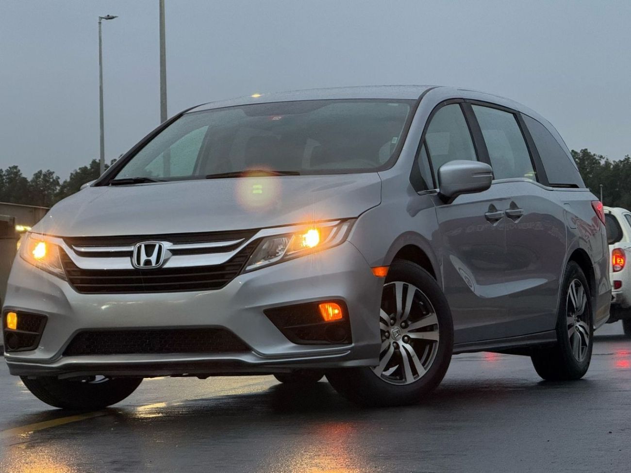 هوندا اوديسي J In excellent condition and requires no expense