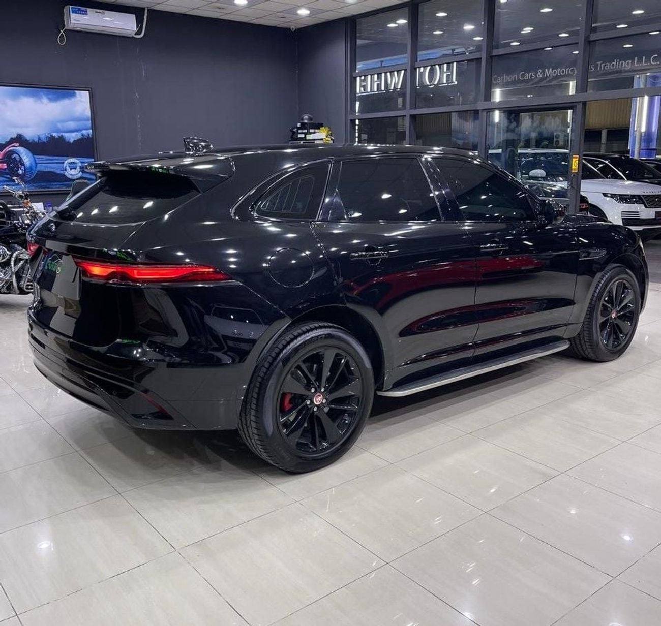 Jaguar F Pace R-Dynamic Black P250 2.0L