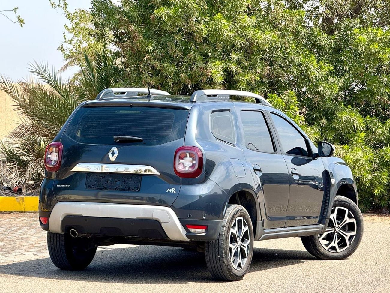 Renault Duster LE 1.6L 470-MONTHLY | GCC | CRUISE CONTROL I FULL OPTION I ACCIDENT FREE