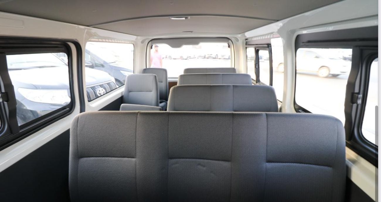 Toyota Hiace DX HIACE 2.7L AC