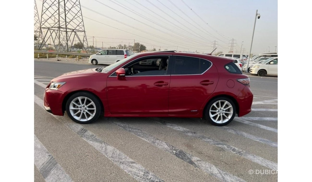 Lexus CT 200h 2011 Lexus CT 200H Hybrid Full Option Very Well Maintained Vehicle