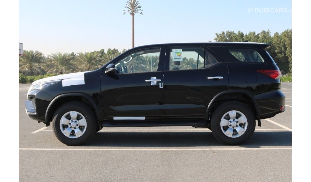 تويوتا فورتونر 2023 | FORTUNER SR 5 - 2.7L PETROL 4X4 , REAR A/C, CLIMATE CONTROL WITH GCC SPECS EXPORT