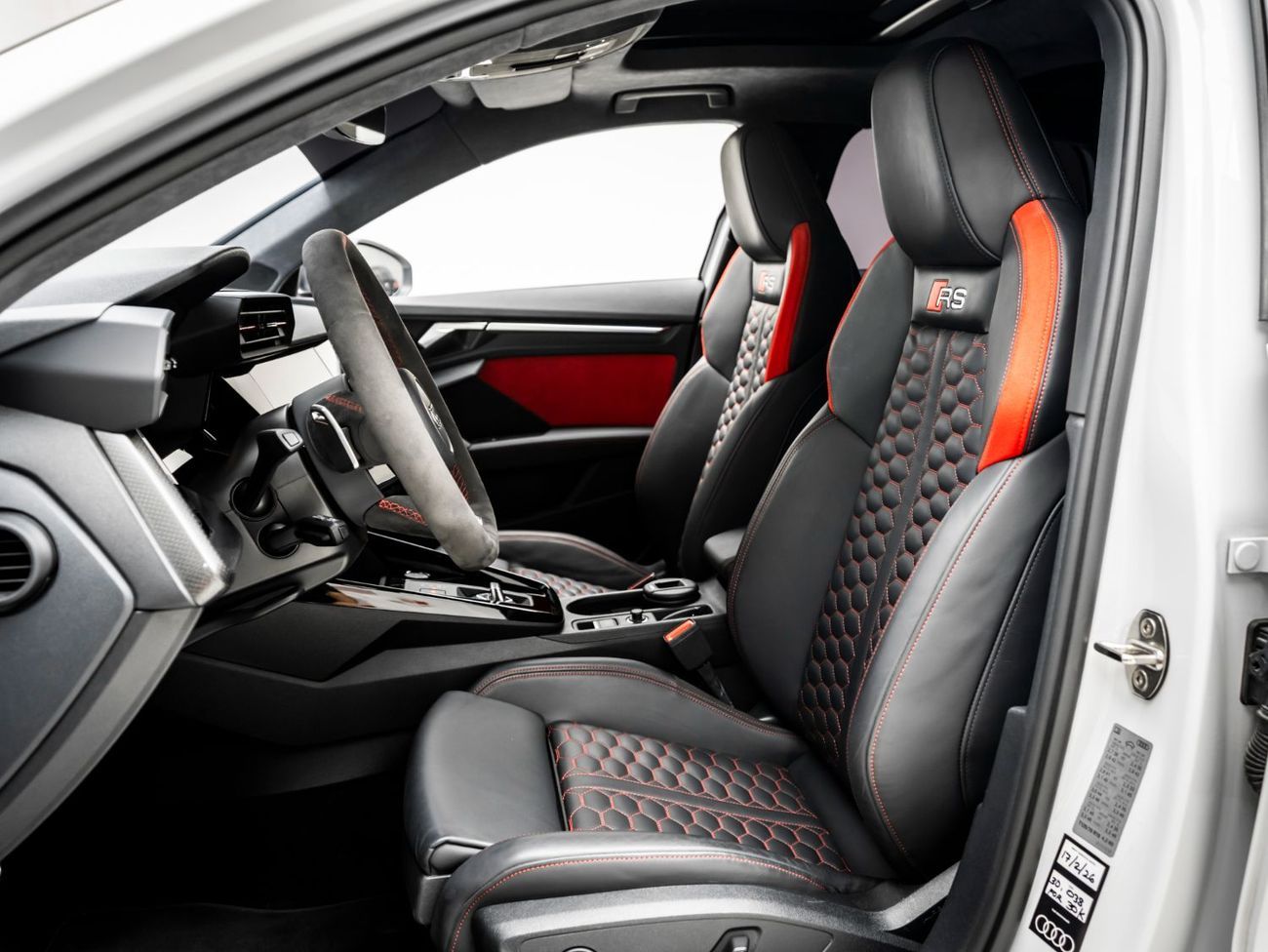 Audi RS3 TFSI quattro 2.5L Sportback 2024 Audi RS3, Audi Warranty + Service Contract, Low Kms, GCC