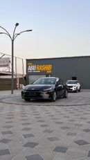 Toyota Camry XLE 2.5L Hybrid