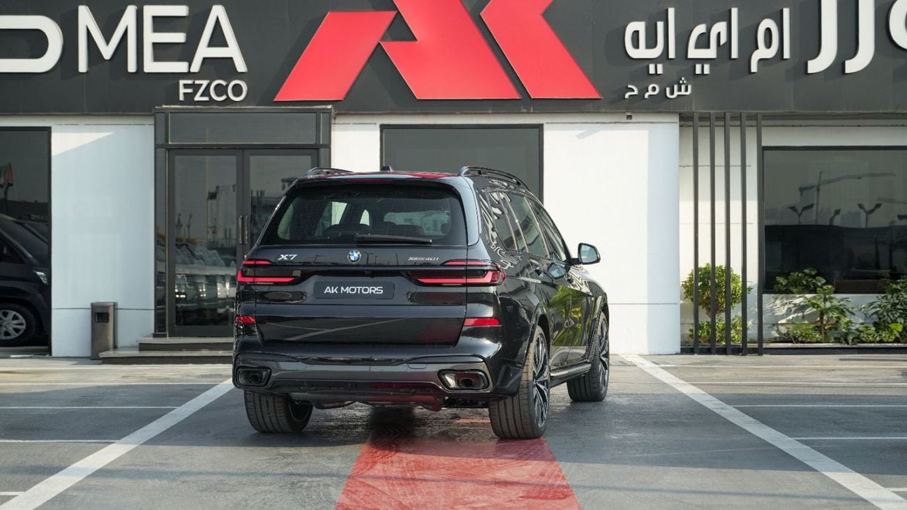 BMW X7 XDRIVE40i M SPORT PRO Black Sapphire metallic-Black 2026MY Export Only
