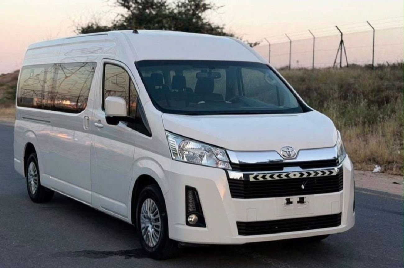 تويوتا هاياس 2021Model 2.8 Diesel engine Colour White Transmission Automatic Interior.Begie leather seats 9+seate
