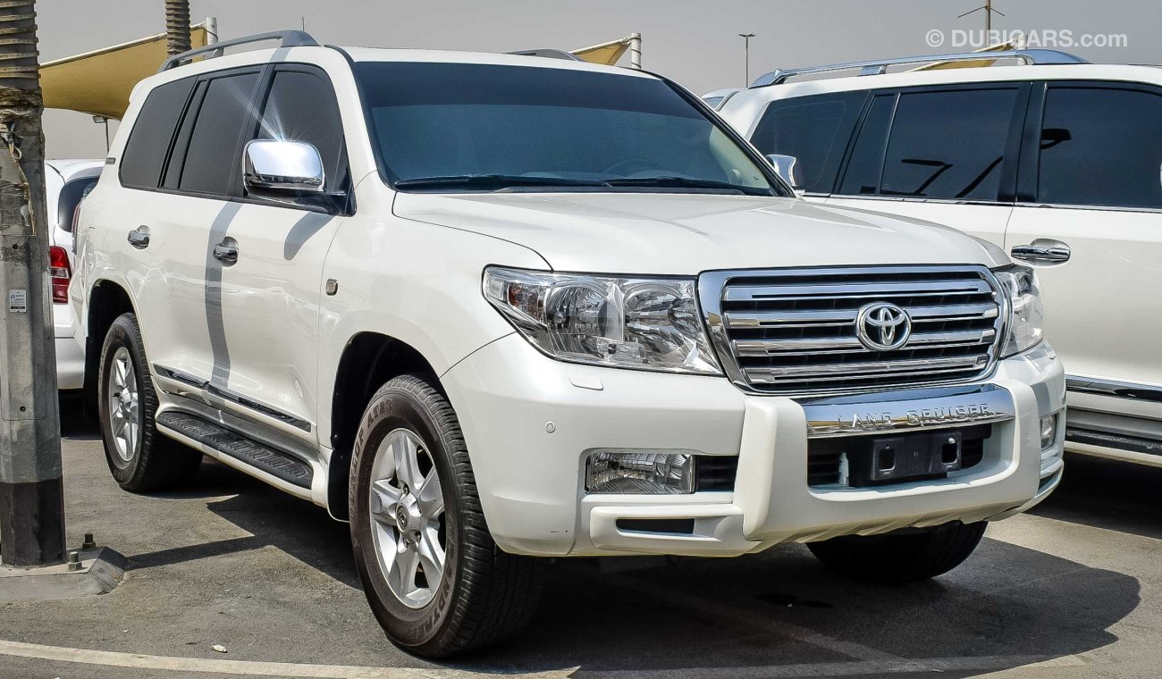 Toyota Land Cruiser VXR V8