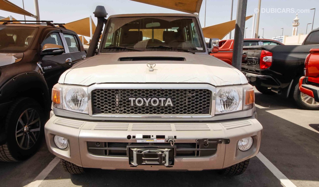 Toyota Land Cruiser Pick Up V8 Diesel