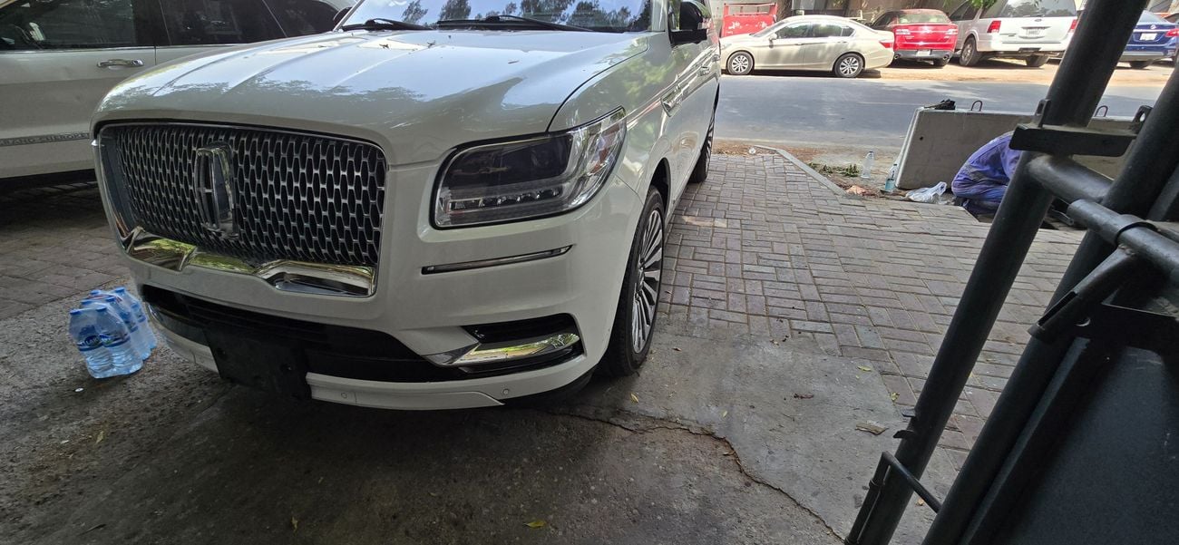 Lincoln Navigator