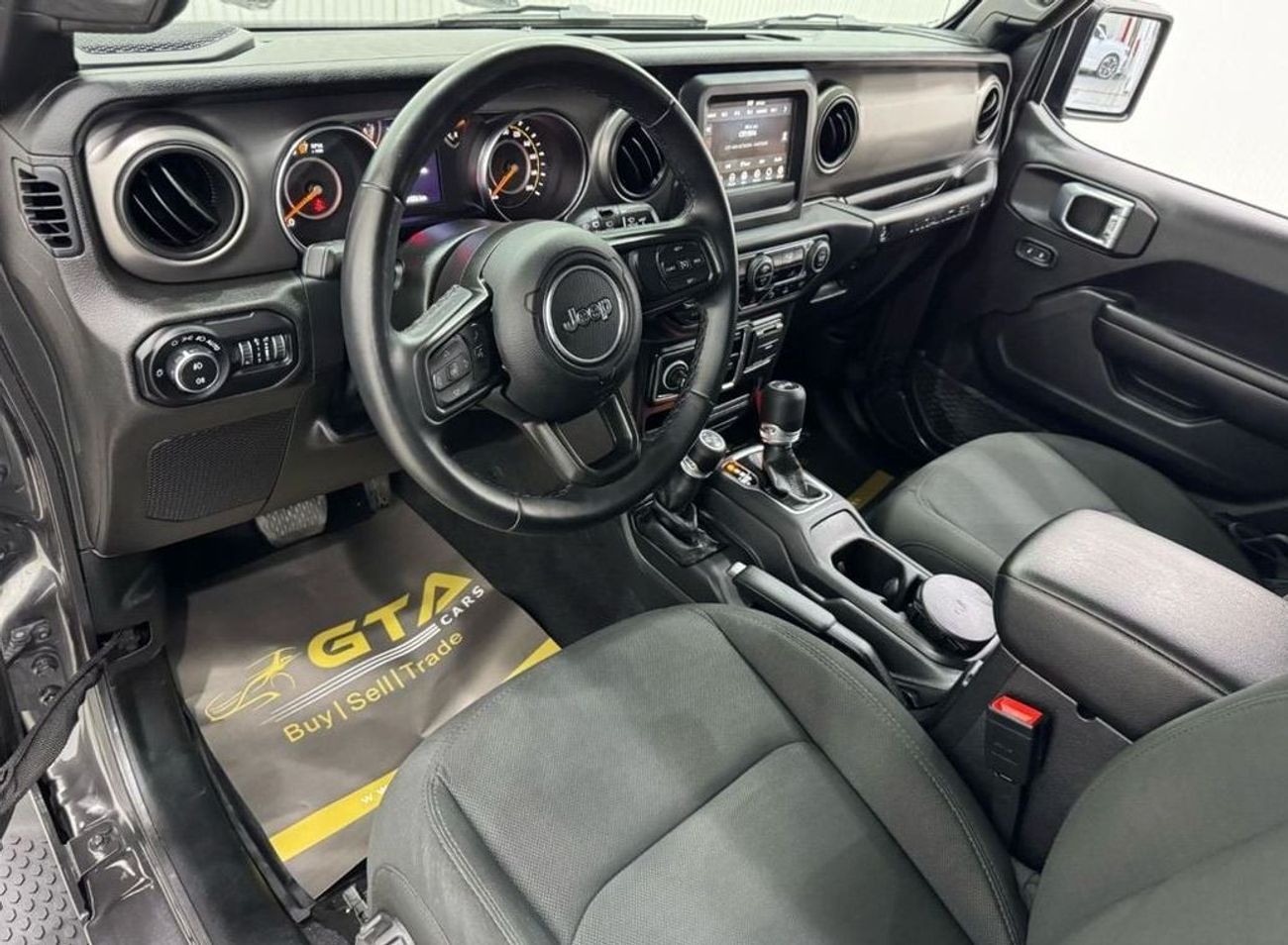 Jeep Wrangler Unlimited Sport 3.6L A/T