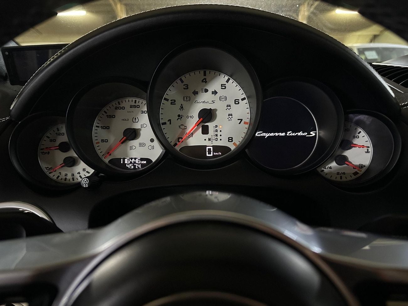 Porsche Cayenne TURBO S | CABRON INTERIOR PACKAGE | PORSCHE SPORTS EXHAUST SYSTEM | SUNROOF