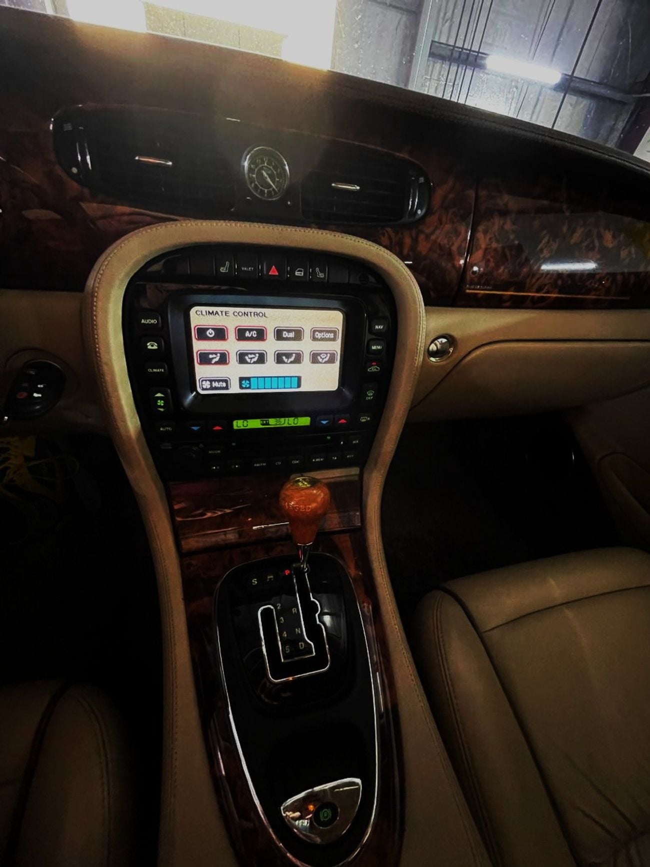 Jaguar XJ SUPER V8