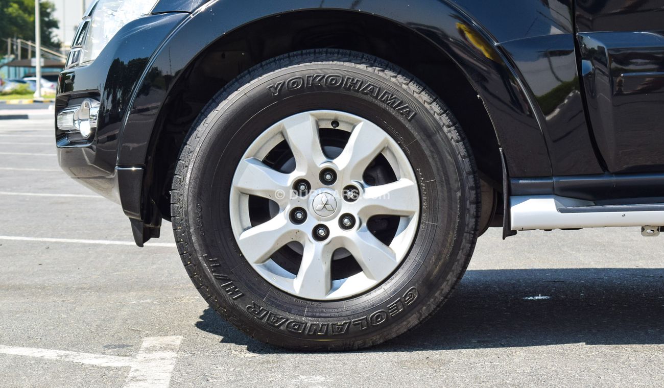 Mitsubishi Pajero GLS V6