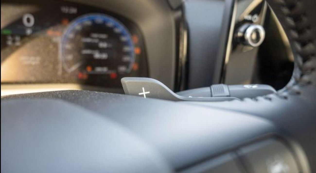 Toyota Camry Toyota Camera Limited Hybrid Full option 2025 2.5L petrol Engine Colour Black Transmission Automatic