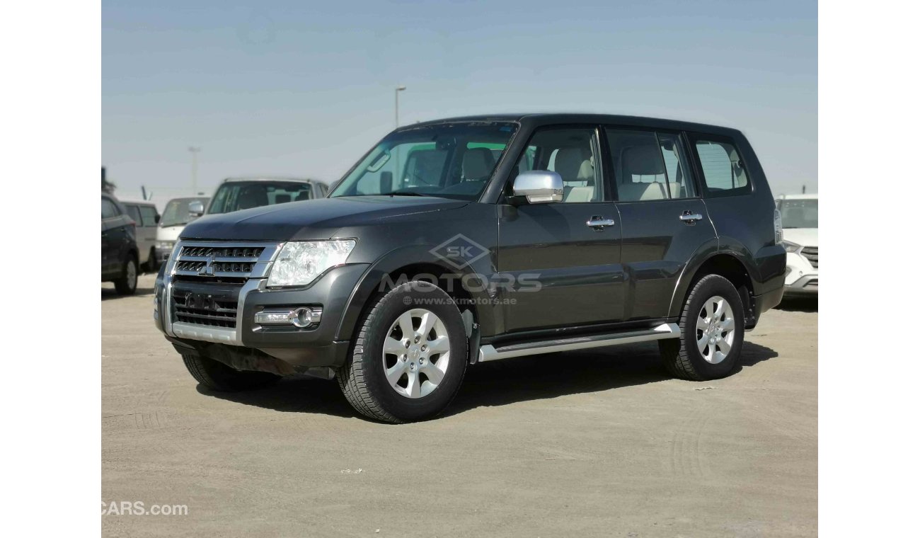 ميتسوبيشي باجيرو 3.5L PETROL, 17" ALLOY RIMS, KEY START, XENON HEADLIGHTS (LOT # 6047)