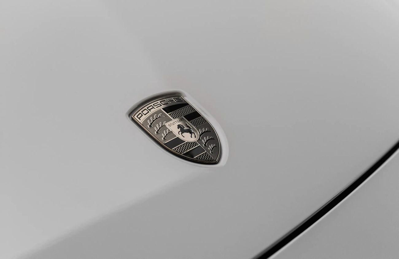 Porsche 911 3.7L F6 Turbocharged Engine + T-Hybrid