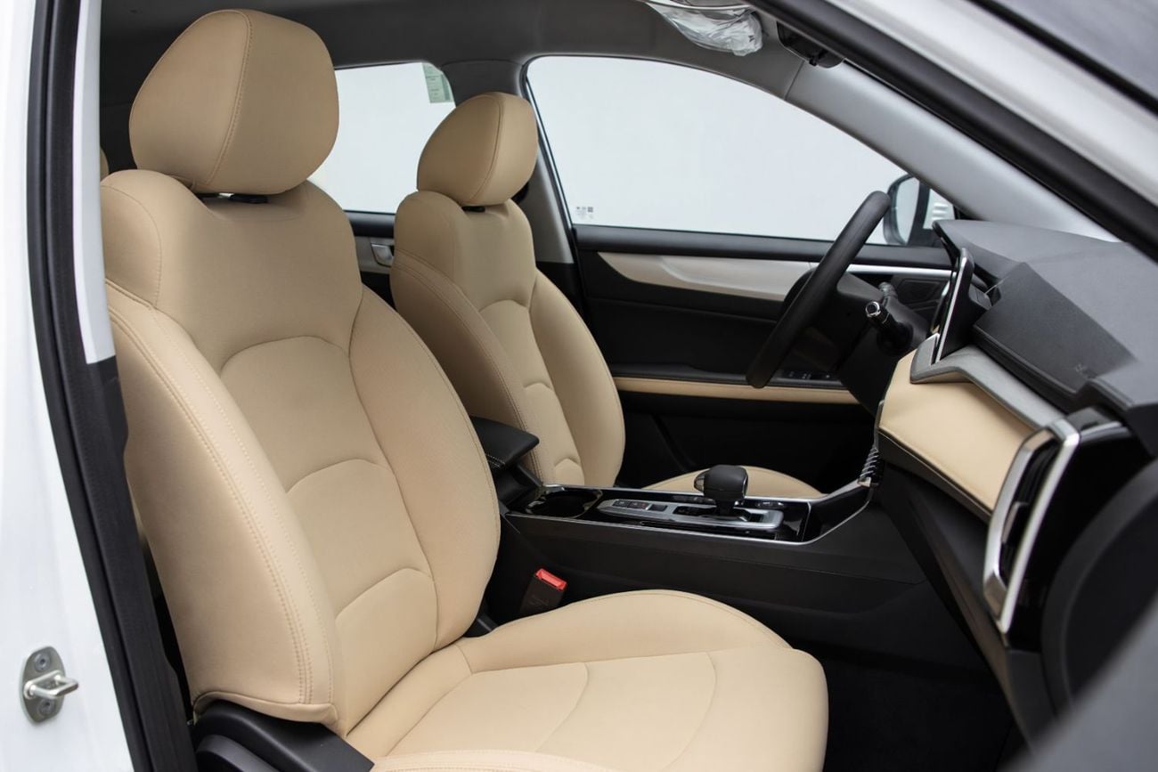 Kaiyi X3 Pro Luxury 1.5L - White Inside Silk Beige | Export Only
