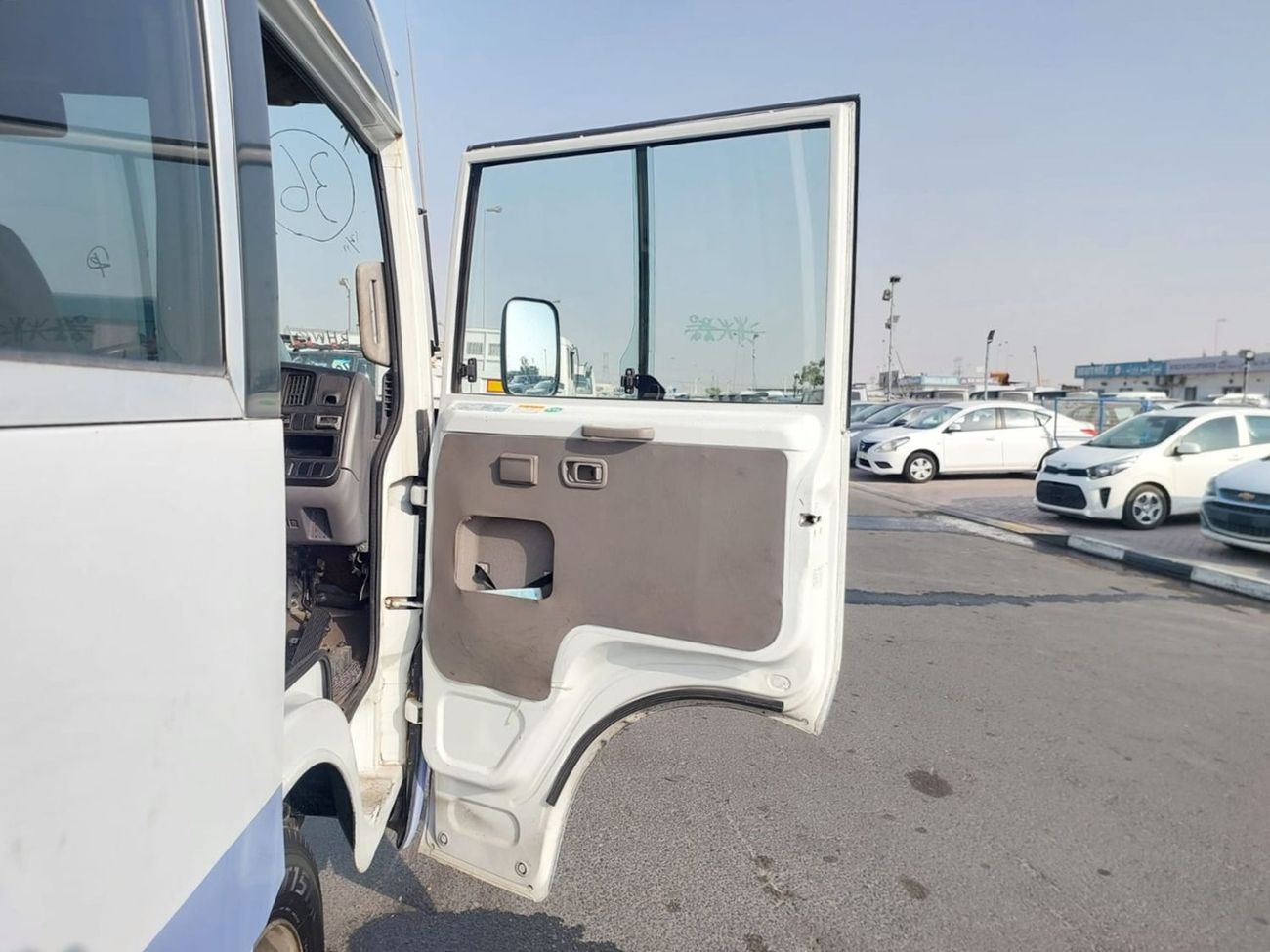 Nissan Civilian (RAMADAN OFFER) NISSAN CIVILIAN BUS RHD 2000 MODEL 4.1 L DIESEL AUTOMATIC(PM00168)