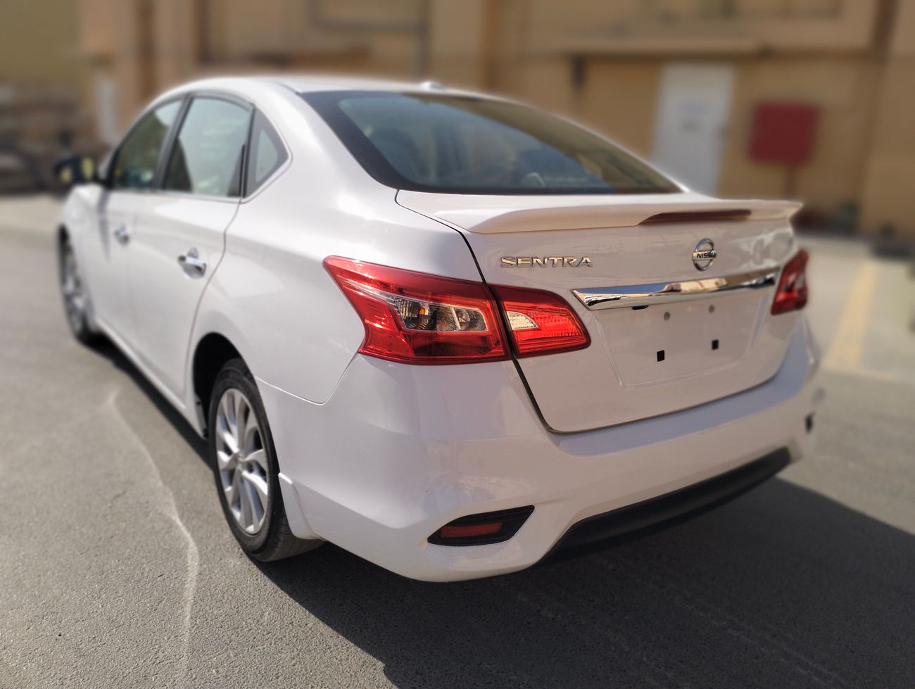 نيسان سنترا SV