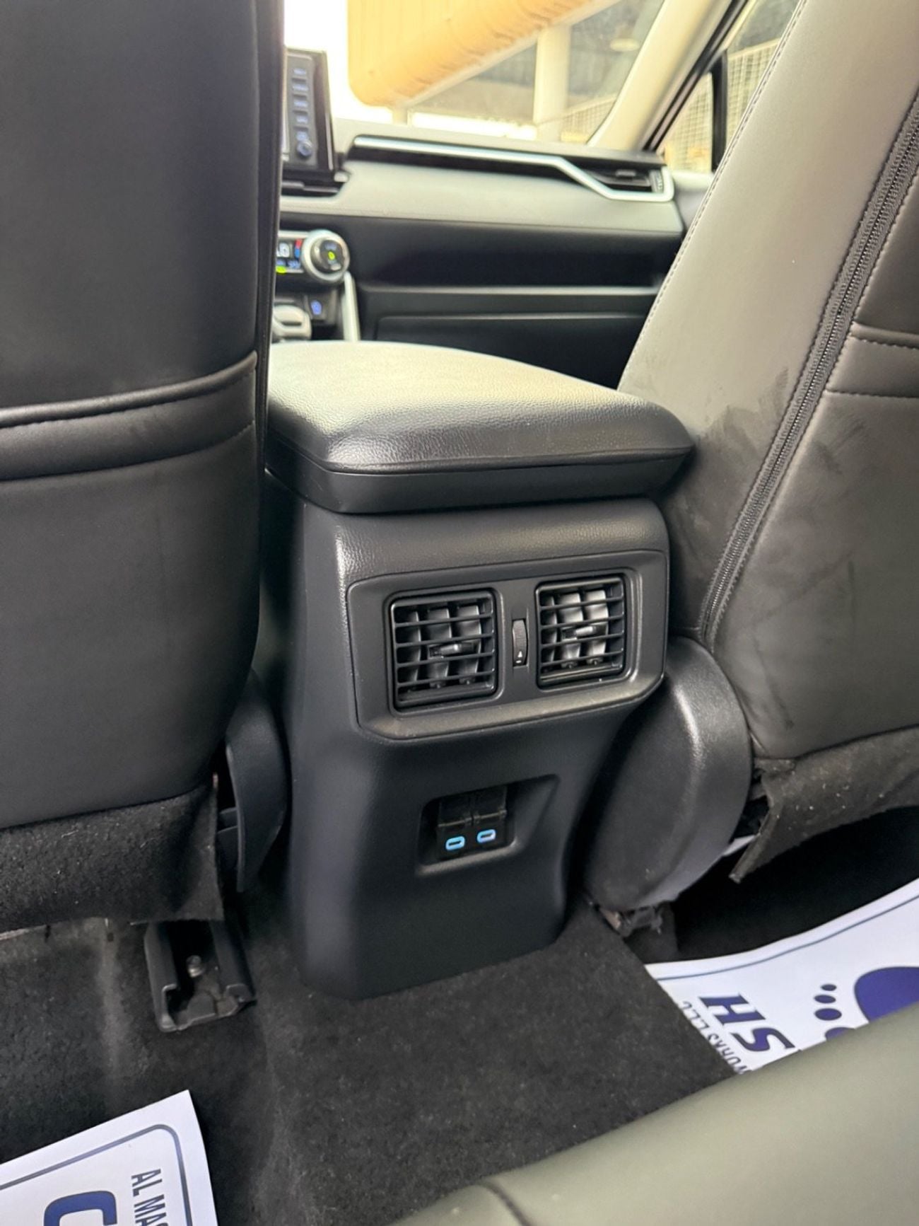 تويوتا راف ٤ XLE 2022 MOONROOF KEYLESS AWD FULL OPTION USA SPEC