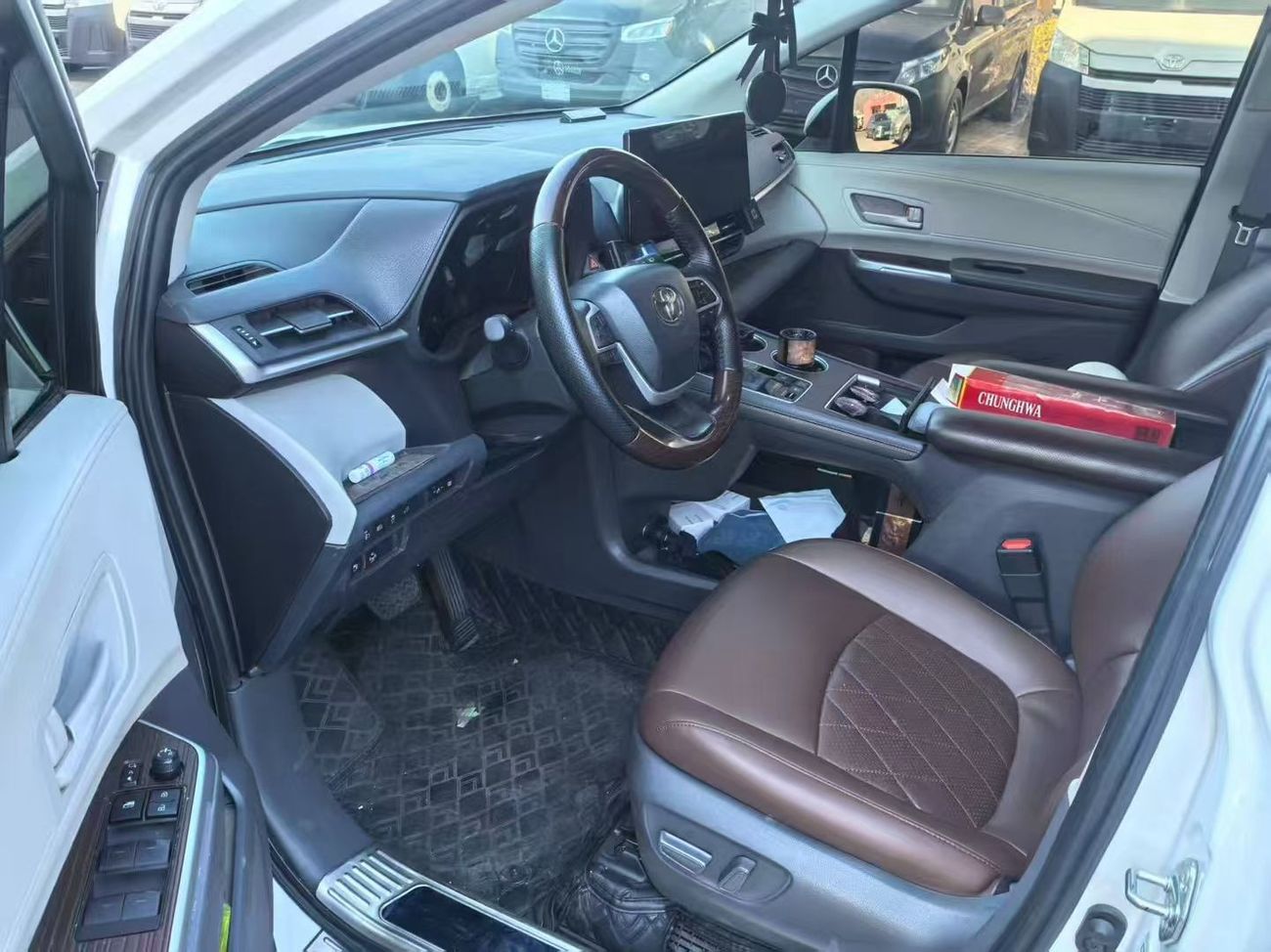 تويوتا سيينا 2023 Toyota Sienna Hybrid