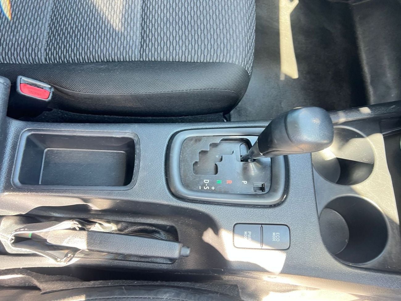 Toyota Hilux Diesel Engine ,2.4 liter ,Automatic Gear ,year Model 2019 ,Right Hand Drive ,Only For Export Fvailab