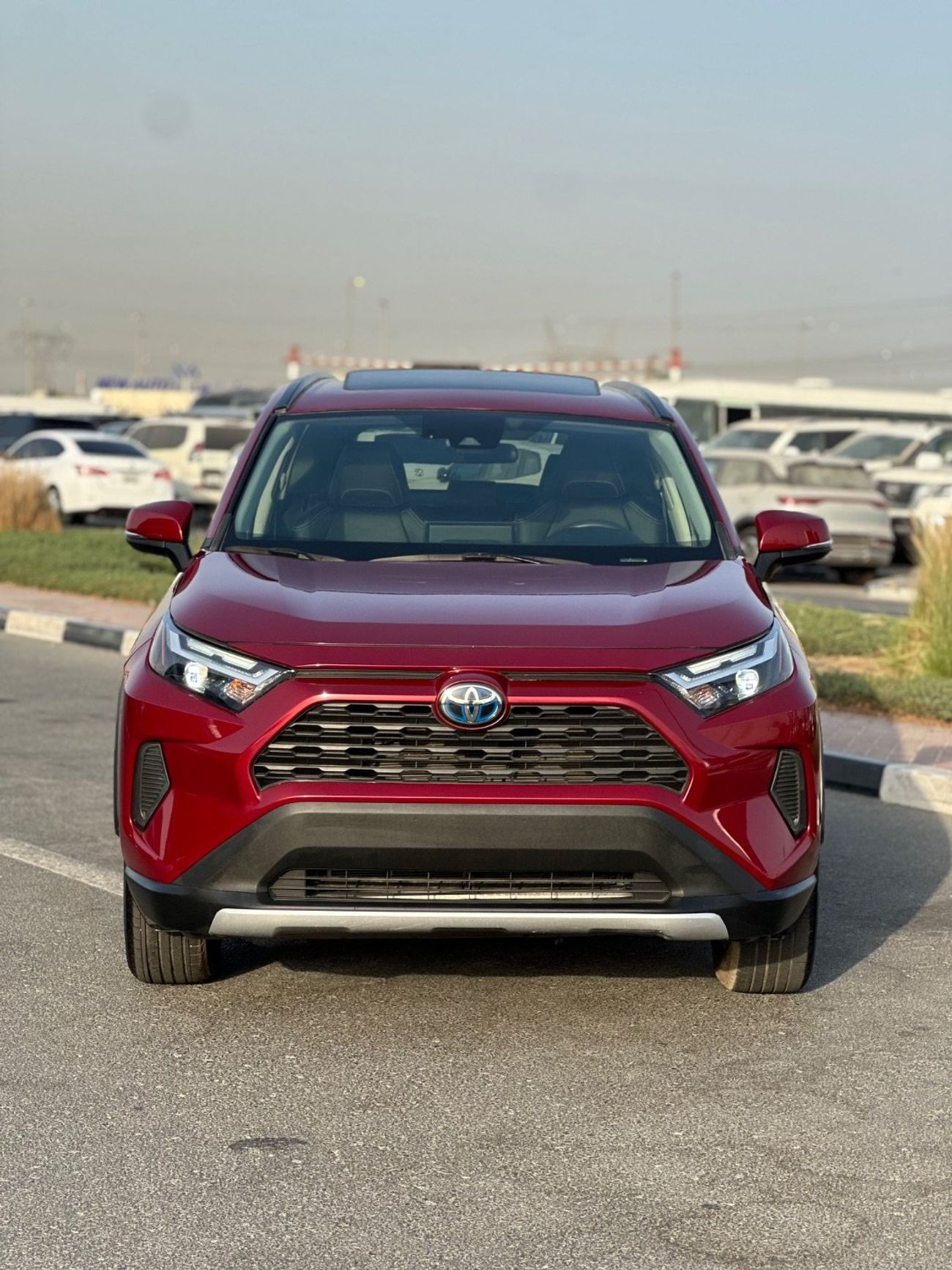 Toyota RAV4 Hybrid XLE Premium Full Option