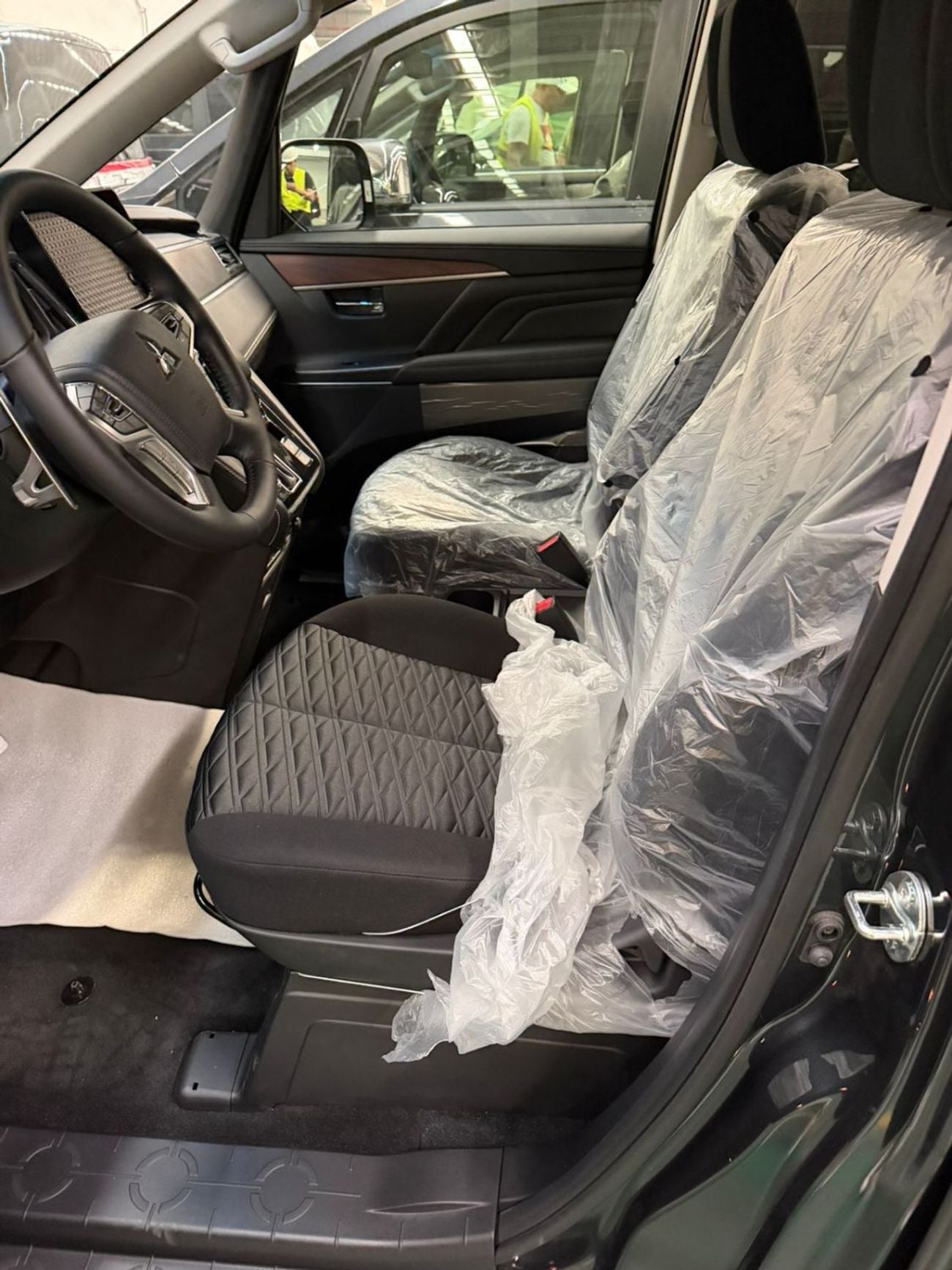 Mitsubishi Space Gear Mitsubishi Delica LHD. Very rare spec!!!