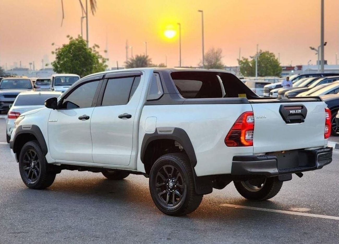 Toyota Hilux Toyota Hilux pickup double cabine 4.0 L 6 cylinder gasoline 2022