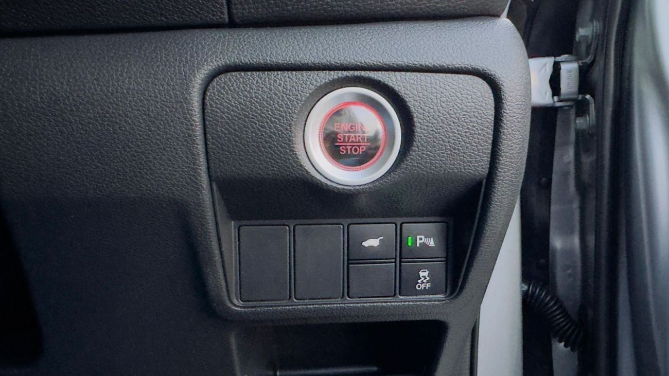 Honda CRV RHD | 7 SEATER FAMILY SUV | PANORAMIC ROOF | LEATHER & TECH PACK