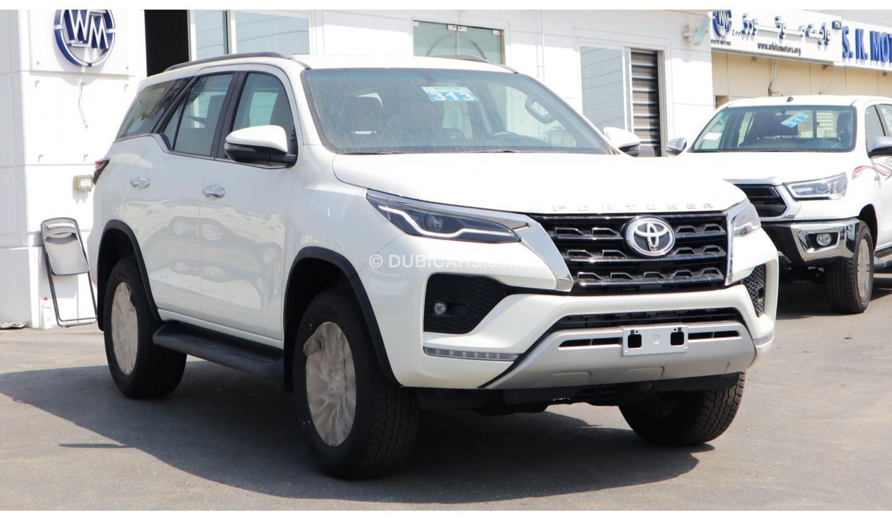Toyota Fortuner SR5