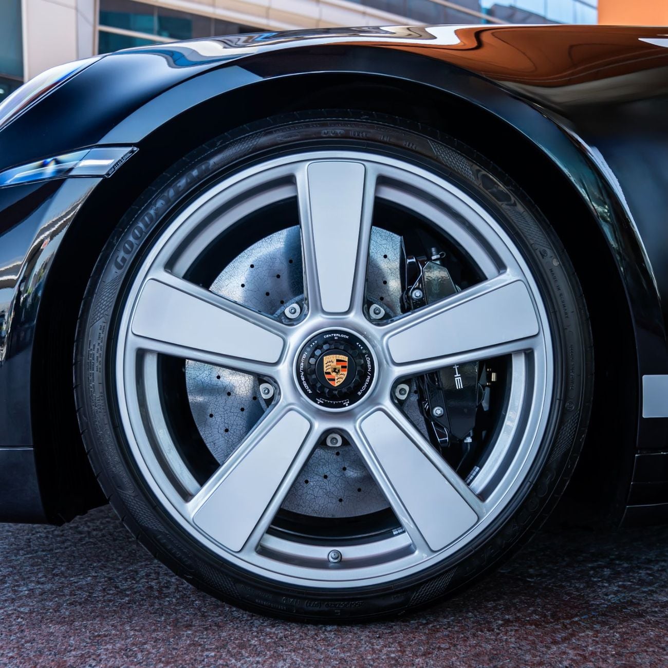 بورش 911 Turbo 3.8L (575 HP) Convertible