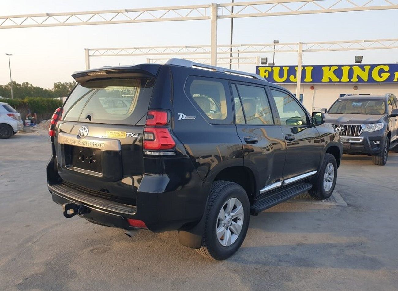 تويوتا برادو 2.7L - TXL (PETROL)