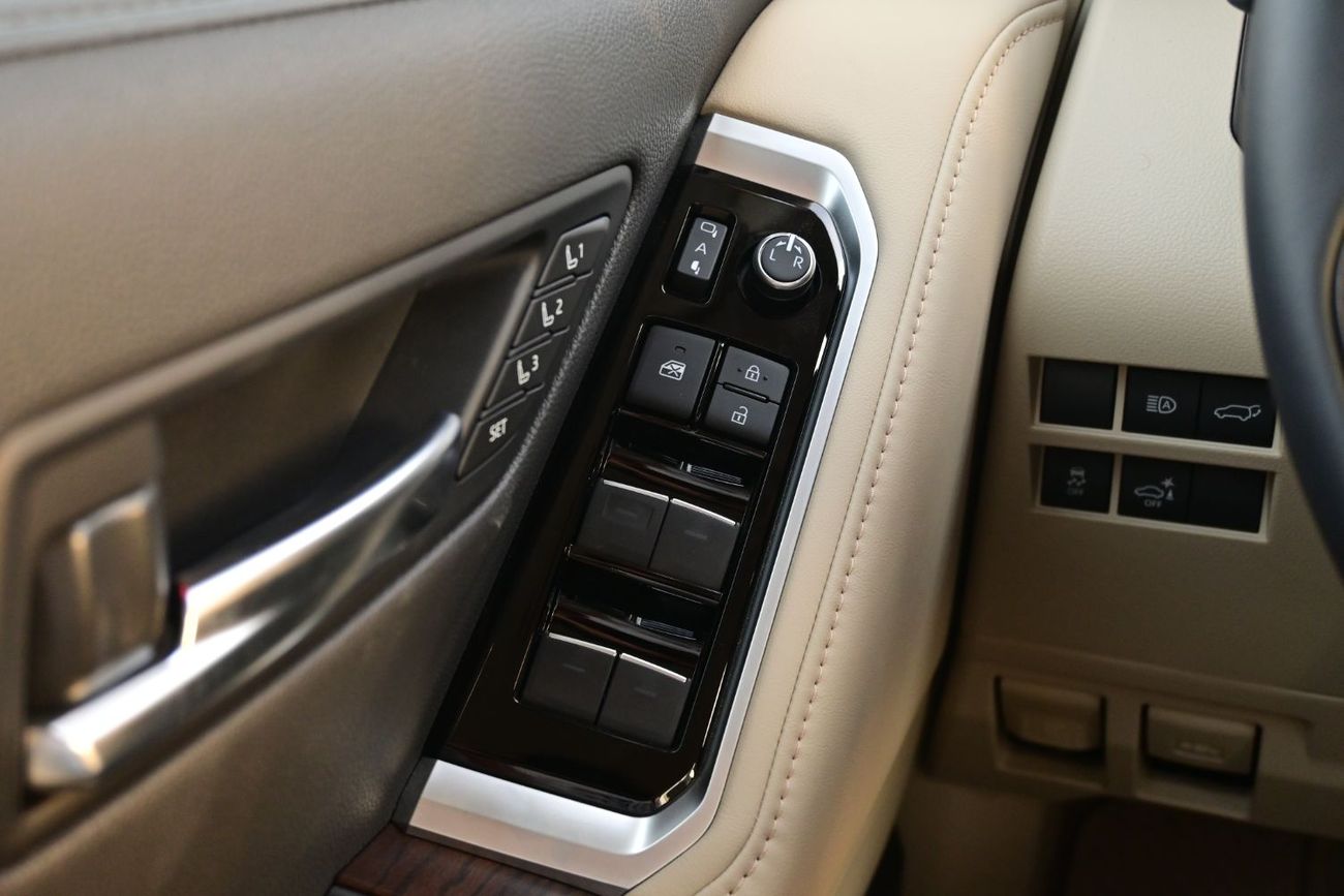 تويوتا لاند كروزر Toyota Land Cruiser VX-V Exclusive 4.0L V6, 4WD