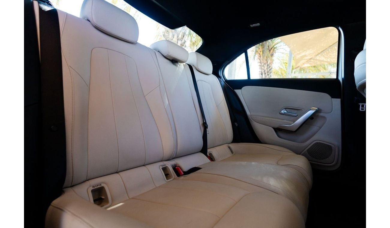 مرسيدس بنز A 200 Std 2.0L Mercedes-Benz A200 2020 GCC under Warranty with Flexible Down-Payment.