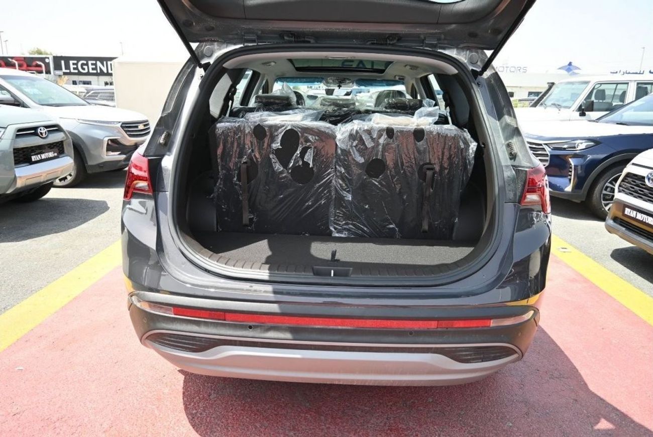 هيونداي سانتا في هيونداي سانتا في 2.5 لتر بنزين ، دفع رباعي ، دفع أمامي ، 5 أبواب ، مقاعد كهربائية أمامية ، سقف بانور