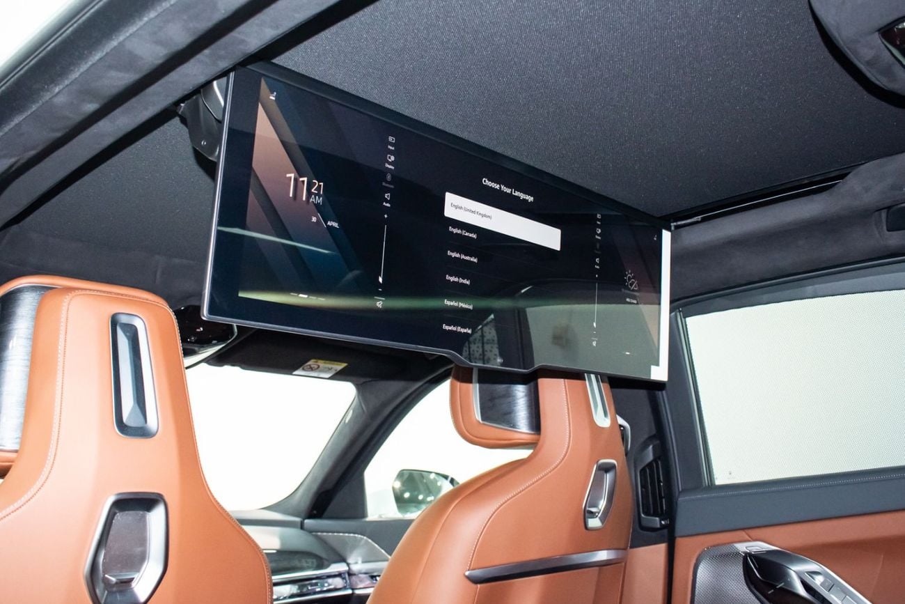 BMW 740i LUXURY PURE EXCELLENCE