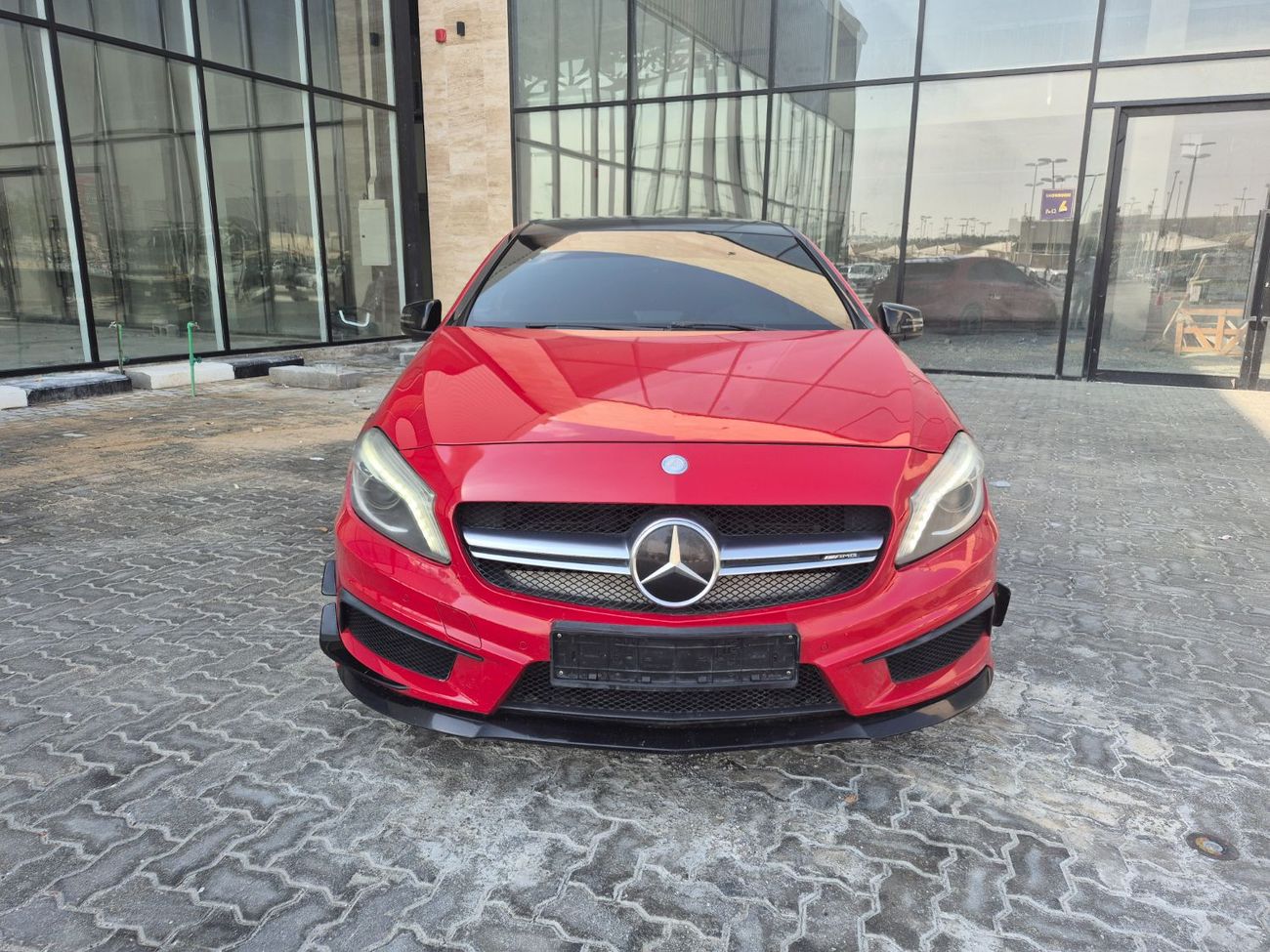 مرسيدس بنز CLA 45 AMG Std 2.0L